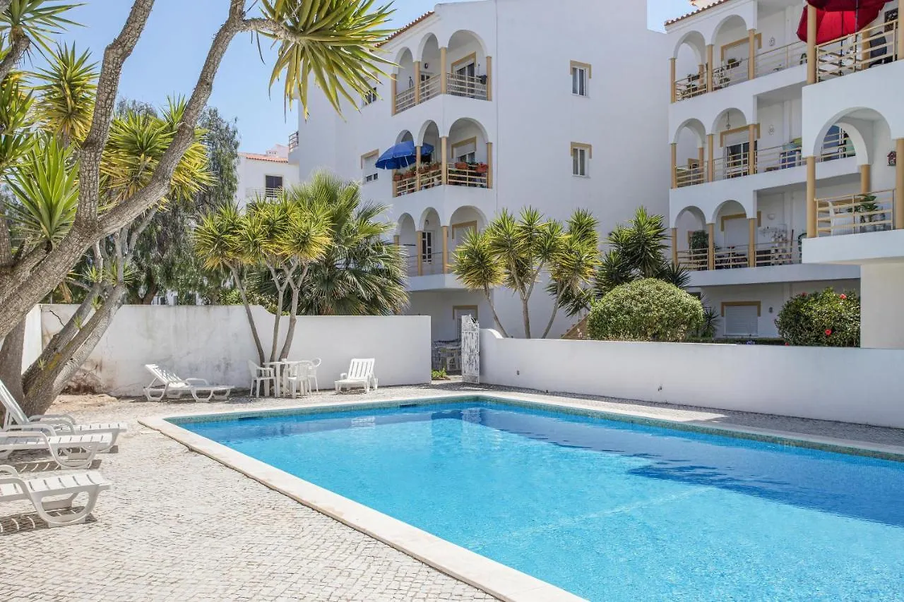 Apartamento Parque Do Moinho contacts